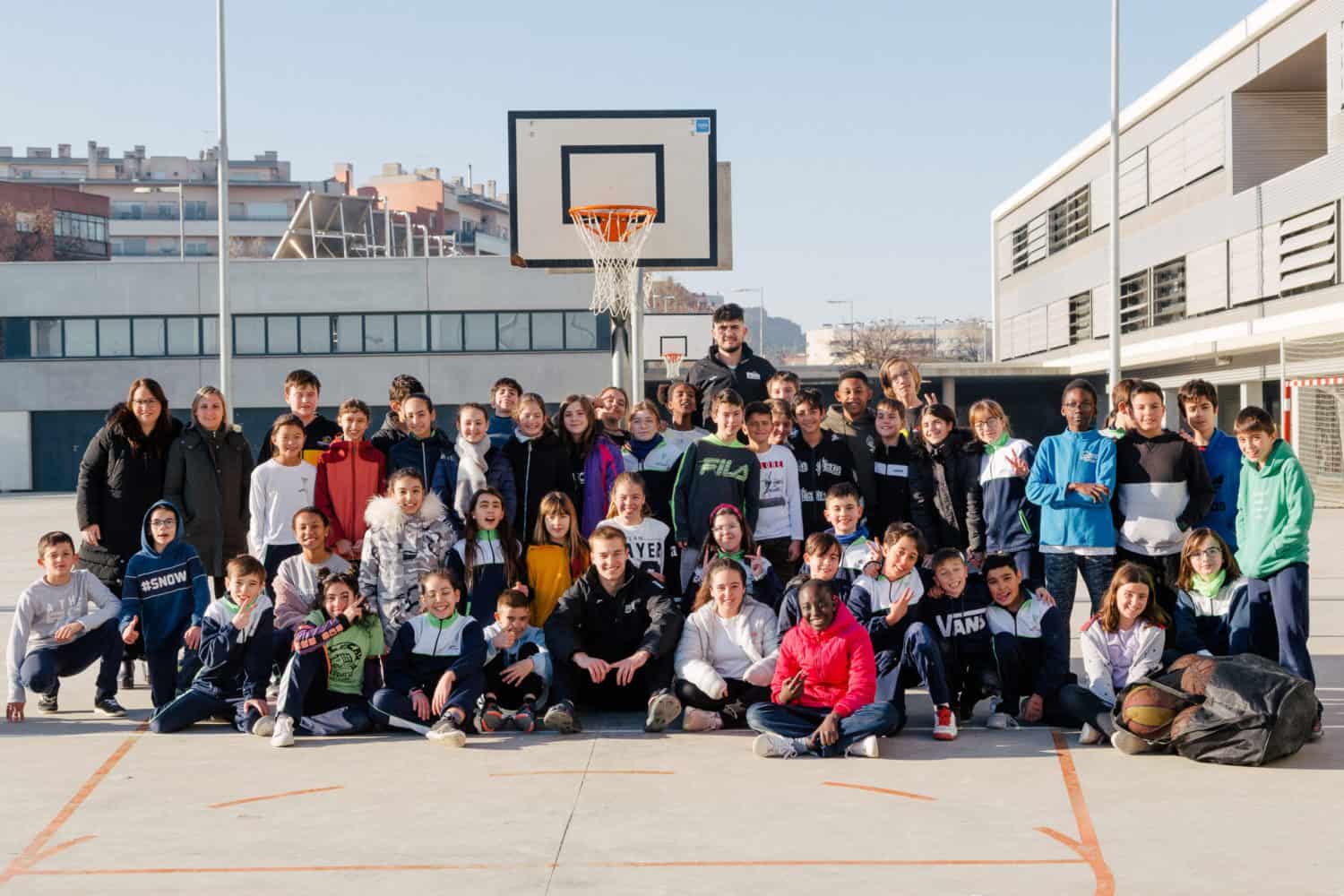 Visita del ICG Força Lleida a la Escola la Mitjana