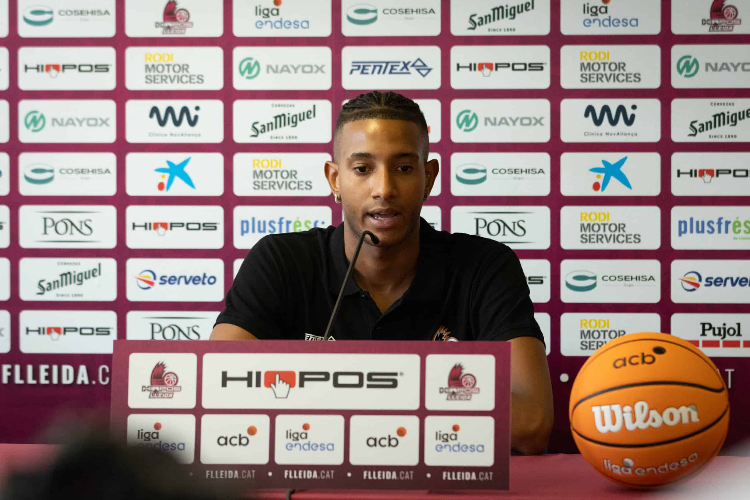Presentación oficial MICHAEL CAICEDO
