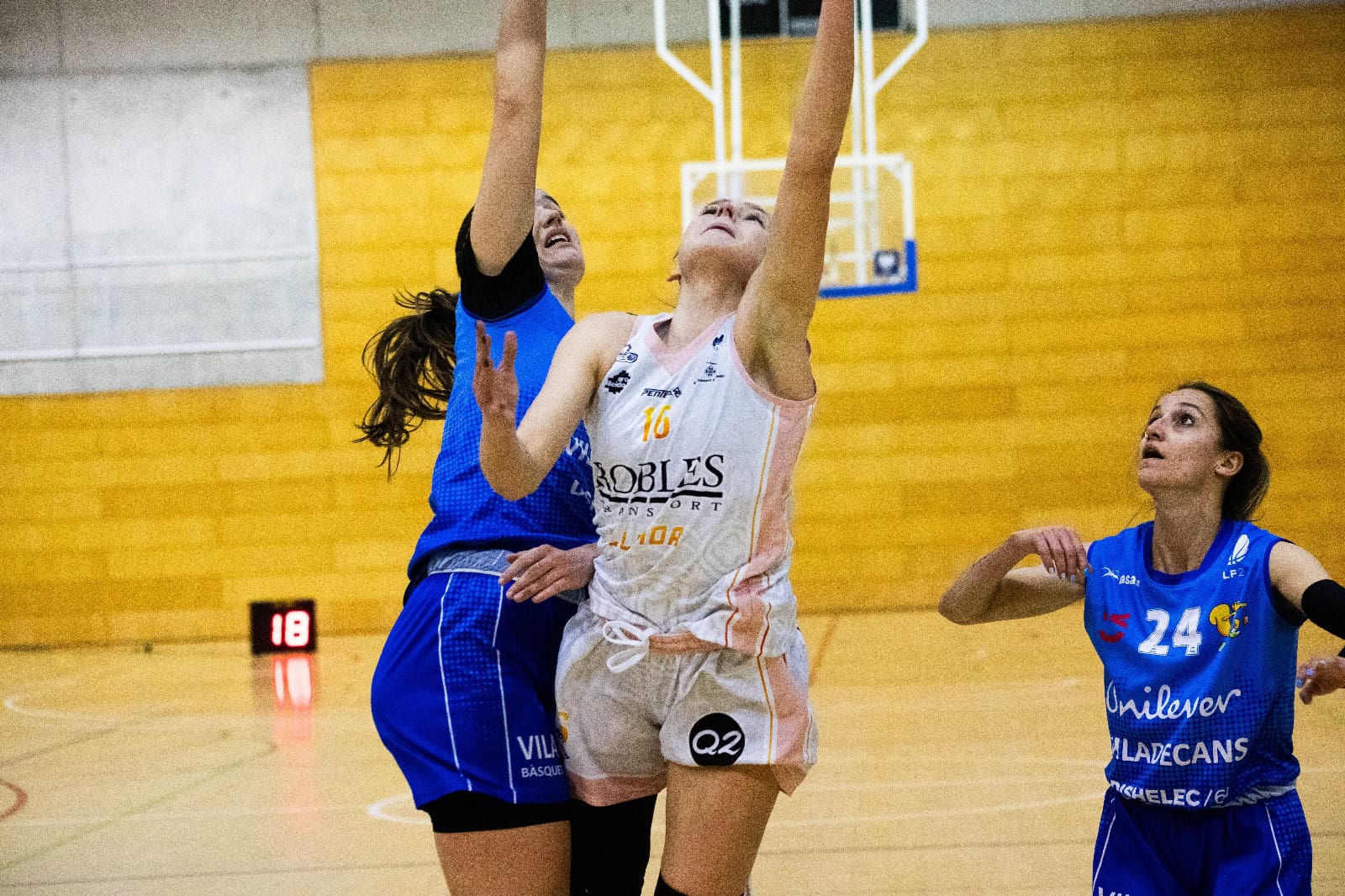 El Robles cae ante el Viladecans
