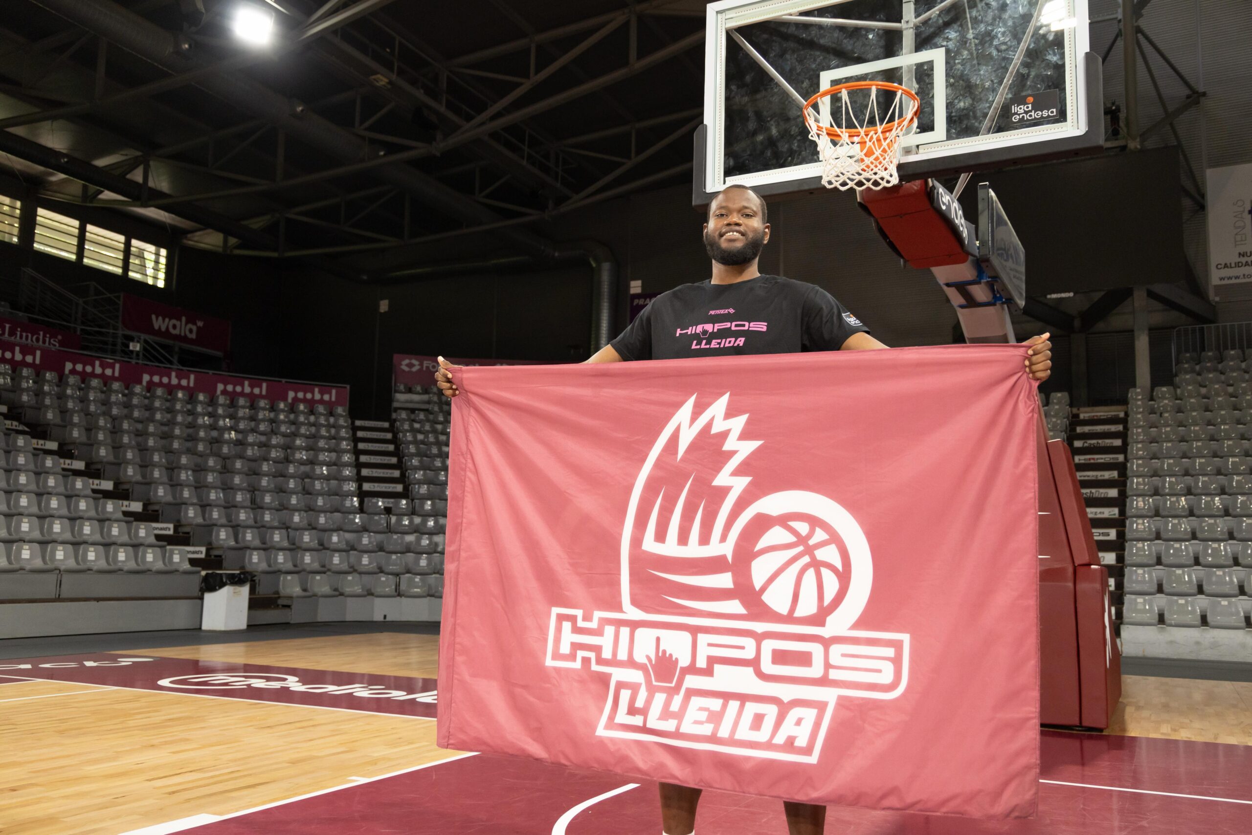 Atoumane Diagne: «Me veo muy bien dentro del sistema de Gerard, que quiere un juego intenso, rápido, corriendo mucho»