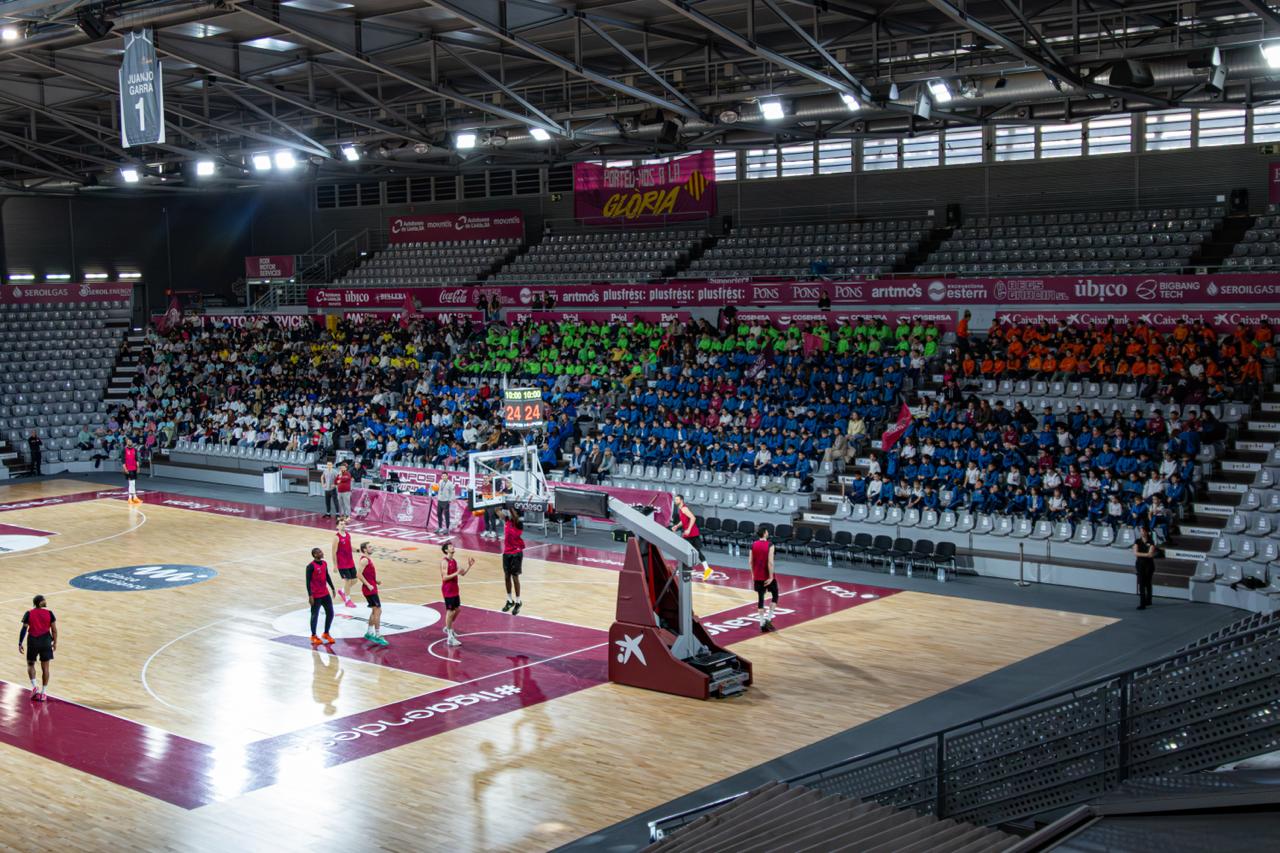 Entrenamiento especial con escuelas del Proyecto Escuelas del Força Lleida y del barrio